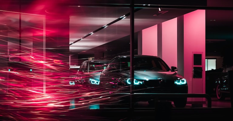 Revolutionizing the Automotive Customer Experience in 7 ways, One Empowering Conversation at a Time